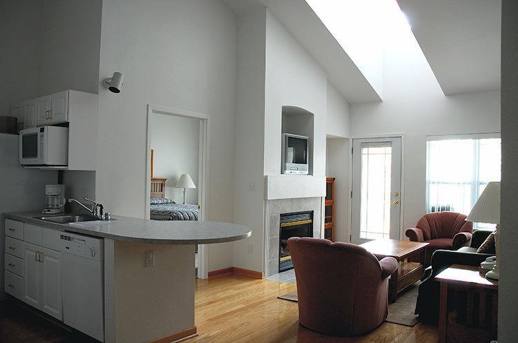 Delavan Lake Resort Room photo