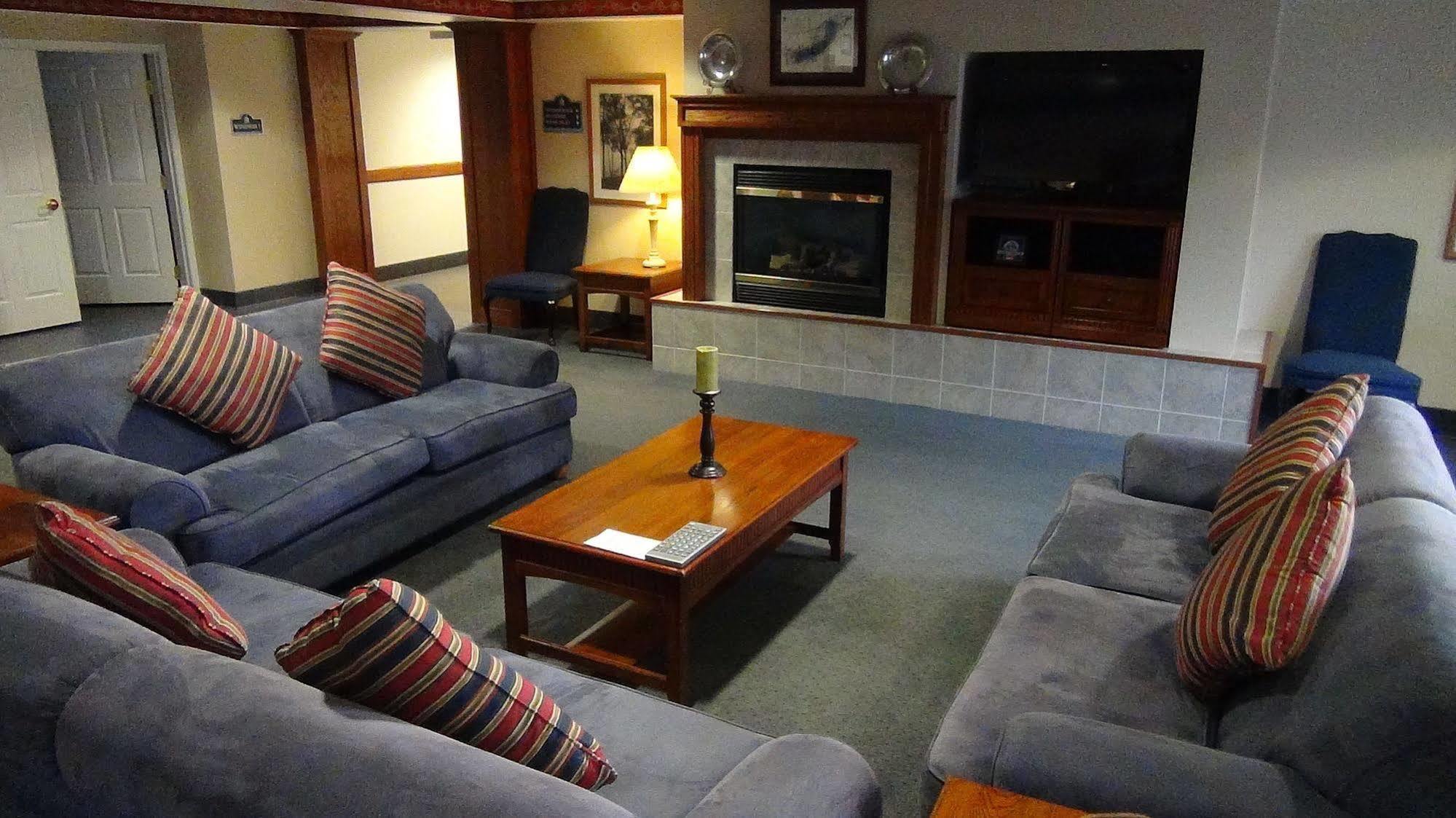Delavan Lake Resort Exterior photo